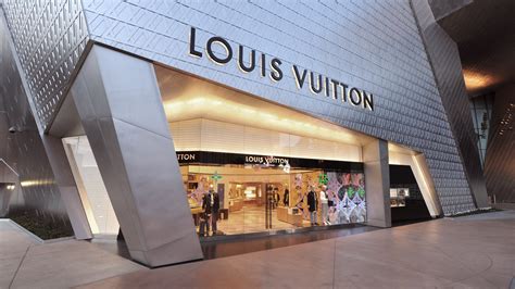 how many louis vuitton stores in las vegas|louis vuitton las vegas city center.